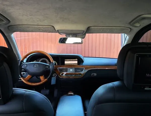 128 Бронированный Mercedes Benz W221 S600 Guard B7 на прокат Київ - зображення 8