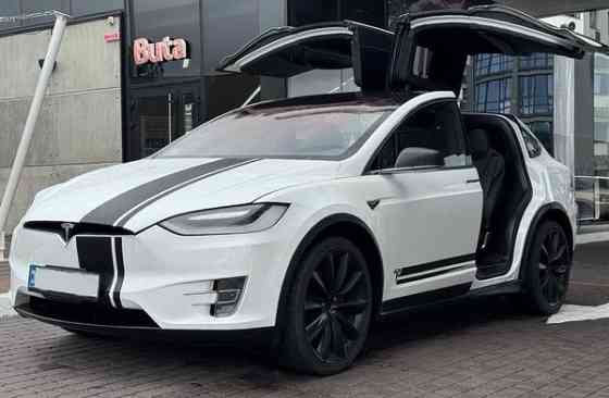 001 Tesla Model X белая электрический внедорожник арендовать на свадьб Київ