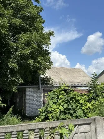 Продається будинок (розділений на дві половини Макарів