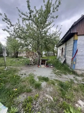 Продається затишний будинок у самому серці села Бородянка