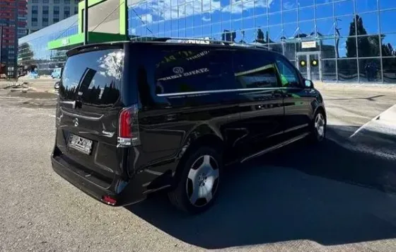 039 Микроавтобус на прокат Mercedes-Benz V class 2025 Київ