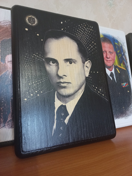 Купить в Украине Портрет Степана Бандеры, Залежного, Зеленского Золотоноша - зображення 2