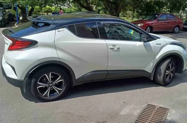 083 Внедорожник на свадьбу Toyota CH-R 2019 белый аренда Київ - зображення 4