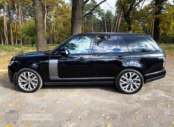 224 Range Rover Vogue 4, 4d черный на прокат без водителя с водителем Київ - зображення 5