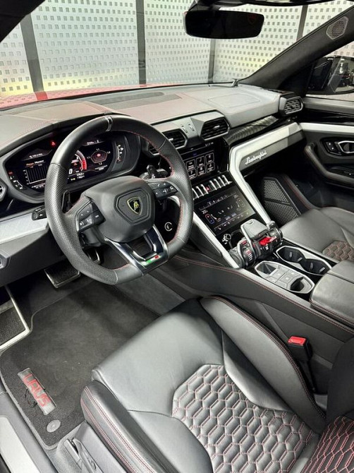 409 Прокат Lamborghini Urus без водителя с водителем Київ - зображення 5