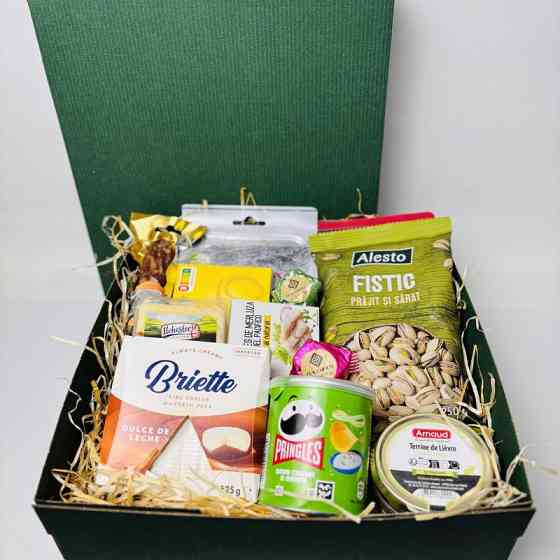 Подарунковий продуктовий набір Maxi Box – вишуканий смак у кожній дета Винница