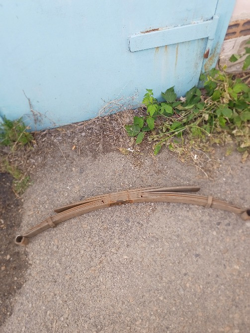 Ресора задня в зборі Mazda 50/b25000 , ford ranger стан як є Дніпро - зображення 1