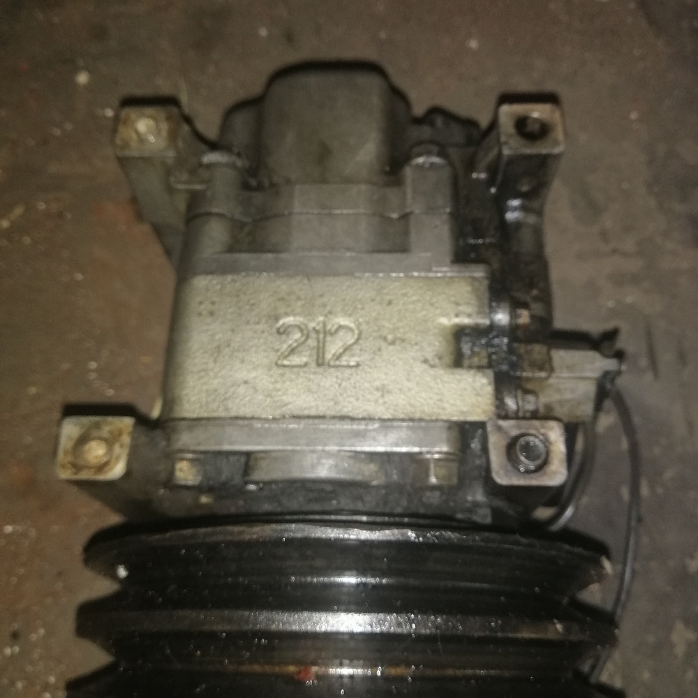 Компресор кондиціонера Мазда 323 2.0тд.rf2a Кривой Рог - изображение 2