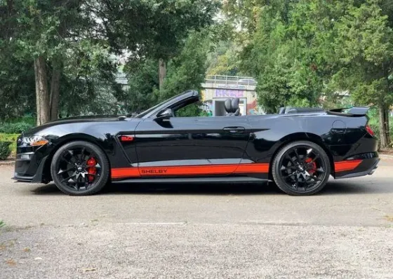 427 Прокат кабриолет Ford Mustang GT 5.0 черный в Киеве Київ