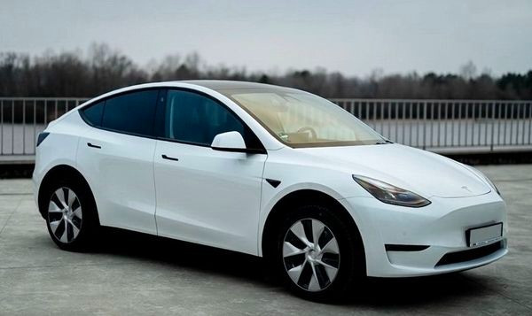 033 Авто на прокат без водителя электромобиль Tesla Model Y белая Киев - изображение 4