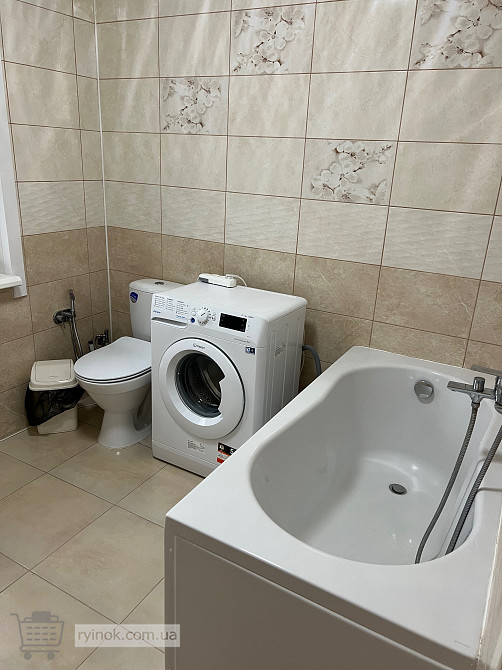 Здається гостьовий будинок(кольорове життя Яремче - изображение 2