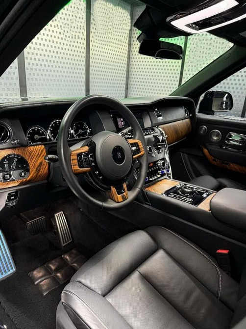 408 Прокат vip авто Rolls-Royce Cullinan без водителя с водителем Київ - зображення 5