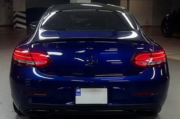 433 Авто без водителя Mercedes Benz С300 синий на прокат Київ - зображення 4