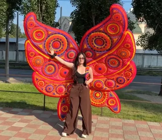 Крылья надувные на человека 3х3 м 2 кг 4 часа работы на одном заряде Киев