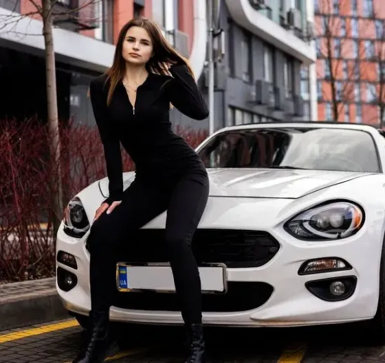 200 Кабриолет на свадьбу Fiat 124 Spider белый без водителя Киев