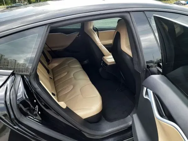 420 Авто на свадьбу Tesla Model S черный с водителем в Киеве Київ - зображення 5