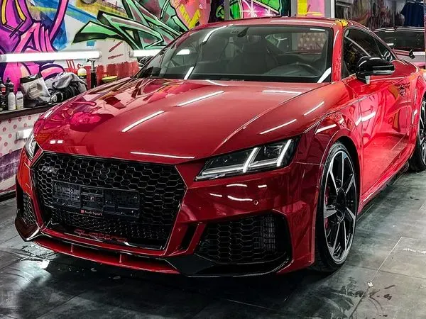 419 Audi TT RS красная для фотосессии съемки аренда Киев - изображение 3