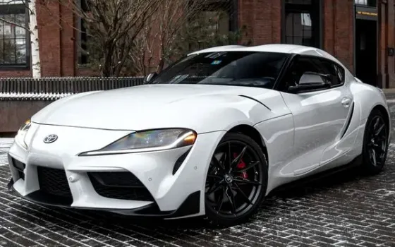 259 Прокат Toyota Supra 3.0 белый без водителя в Киеве Киев