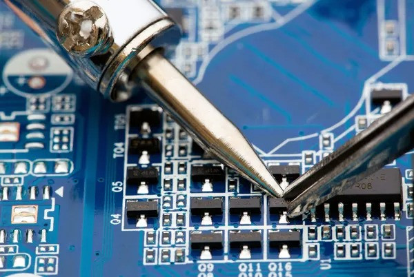 Монтаж плат, пайка Рэа Харків - зображення 1