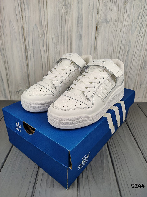 Жіночі кросівки Adidas Forum Low All White Дніпро - зображення 4