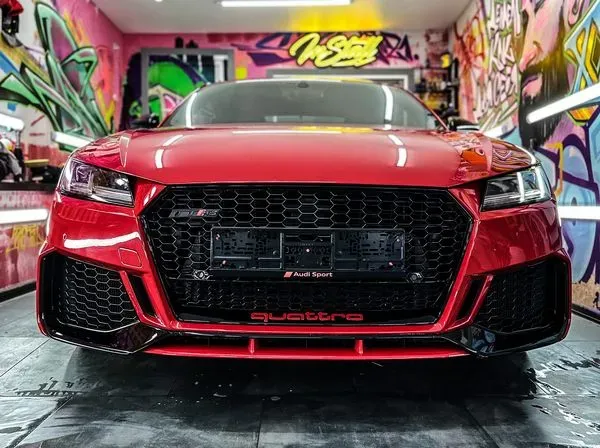419 Audi TT RS красная для фотосессии съемки аренда Киев - изображение 4