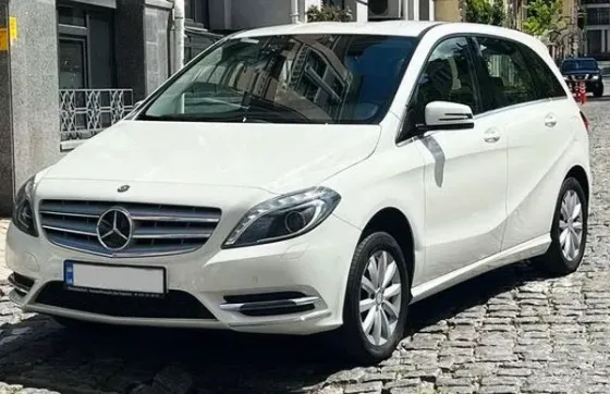 437 Авто на свадьбу Mercedes Benz W246 B class белый Київ