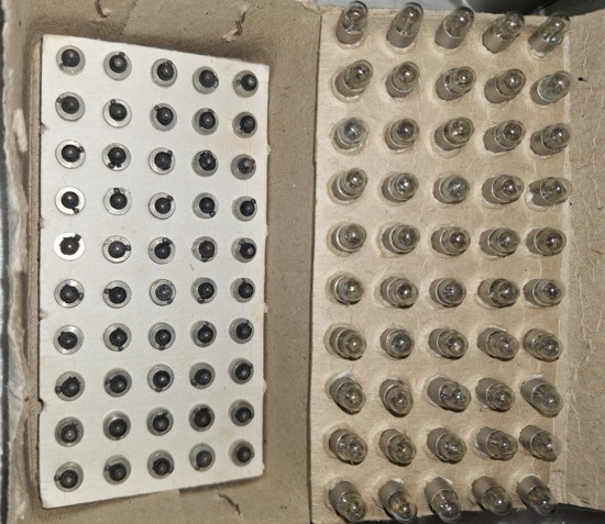 Лампа літакова СМ-28-0.05 S6s/10 Суми - зображення 1