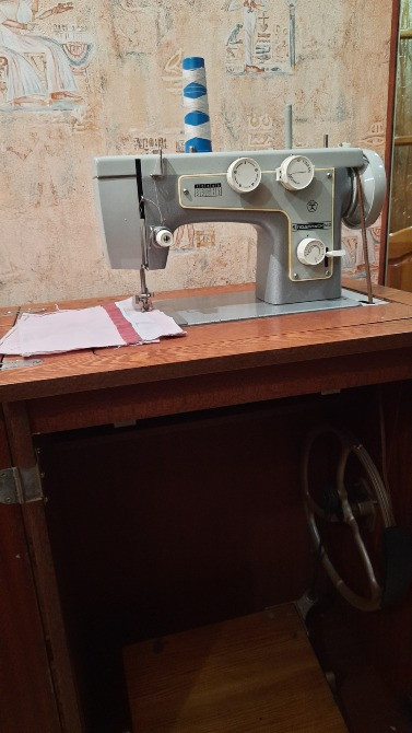 Ножная швейная машинка "Подольск"142 Харьков - изображение 3