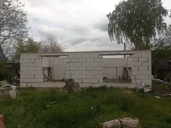 Дом недострой с. Даниловка возможен обмен торг Васильков