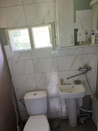 Продається будинок (розділений на дві половини Макарів - зображення 9