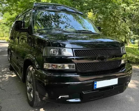 378 Микроавтобус Chevrolet Express аренда с водителем Київ
