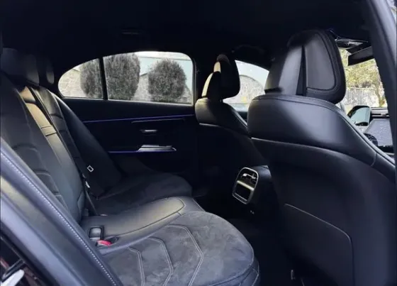 222 Аренда Mercedes Benz E-class W214 с водителем Київ