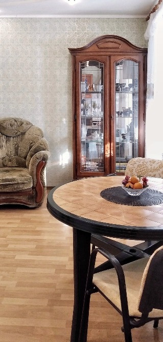 Подобово біля інст. Шалімова , Солом'янський Київ - зображення 3