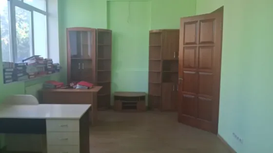 Здам Офіс 22, 8 м2 на Либідська вул. 1-А в Голосіївському районі, Київ Київ