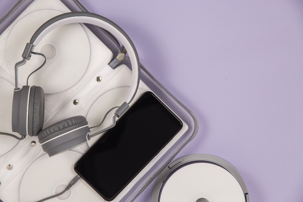 Custom Studio - магазин чохлів для iPhone, Android, Macbook Харків - зображення 1