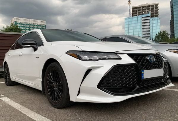 Toyota Avalon белая аренда авто на свадьбу Київ - зображення 4