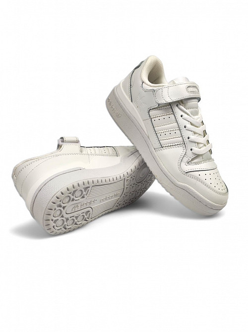 Жіночі кросівки Adidas Forum Low All White Дніпро - зображення 1