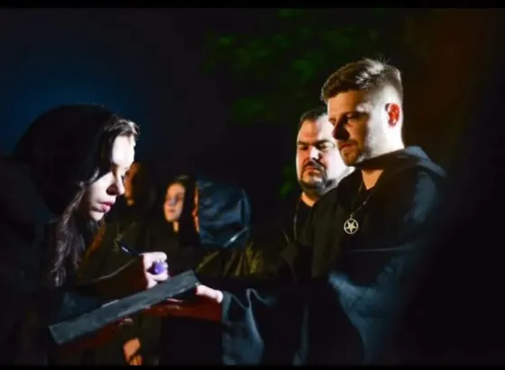 Приворот Україна. Замовити приворот у чаклуна в Києві. Магія Київ