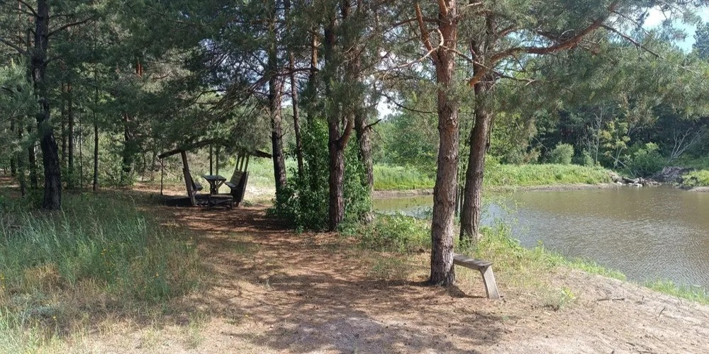 Продається будинок із великою земельною ділянкою в мальовничому місці Макаров - изображение 1