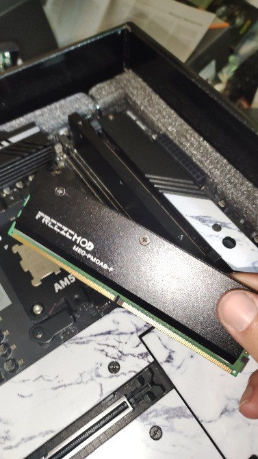 Продам оперативну память Samsung Ddr5 2x32 GB 4800Mhz Киев - изображение 2