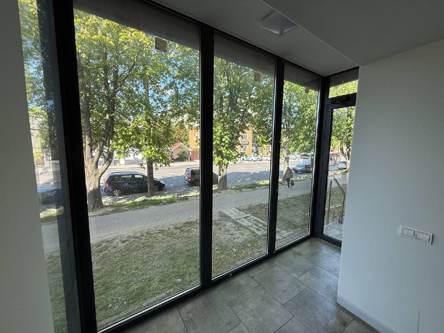 Оренда фасадного приміщення, Відродженння Луцьк - зображення 2