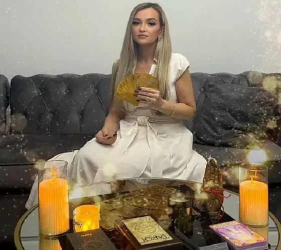 Рекомендую Наталью - мастера ритуальной магии и экстрасенса Киев