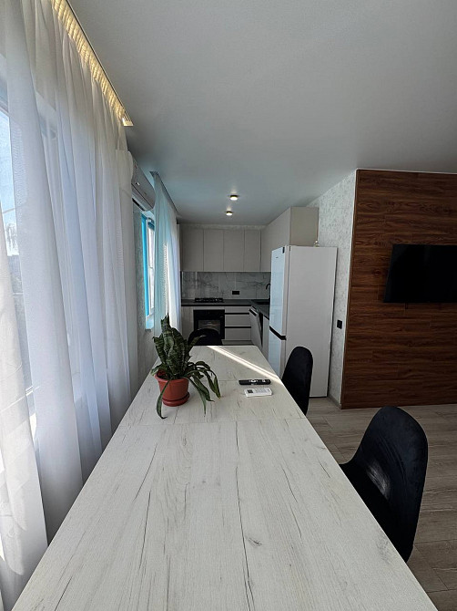 Продаж гарної 3-кімнатної квартири з новим якісним ремонтом Черкаси - зображення 1