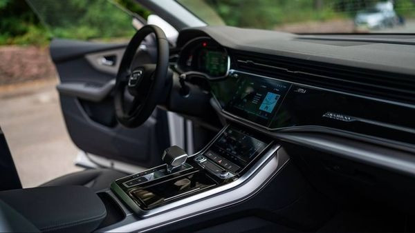 041 Bнедорожник Audi Q8 белая прокат аренда с водителем без водителя Київ - зображення 4